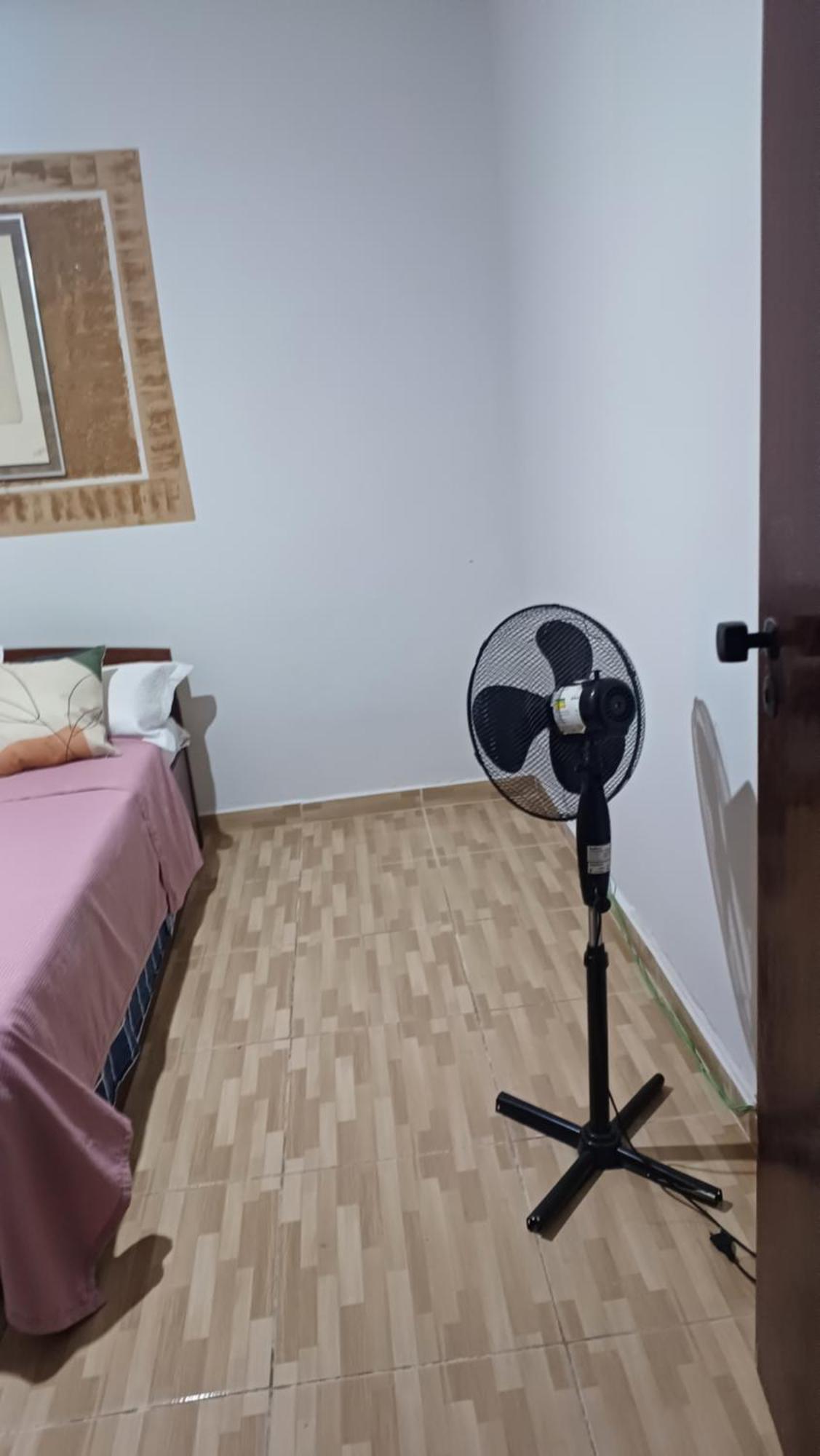 Casinha Linda 3 Proximo Ao Trem E Metro, Garagem 2 Quartos Casa de férias São Paulo